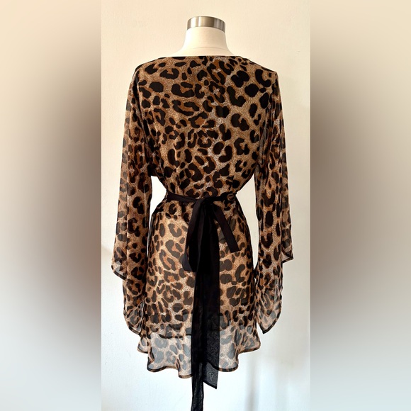 MEOW! VOLUP size! 🔥 Leopard Print SHEER Wrap lounge Dress by Metrostyle size 16 - Picture 4 of 4
